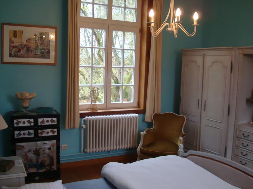 B&B Chateau Bagatelle Frasnes-lez-Anvaing Стая снимка