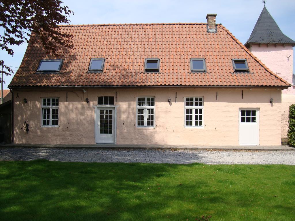 B&B Chateau Bagatelle Frasnes-lez-Anvaing Стая снимка
